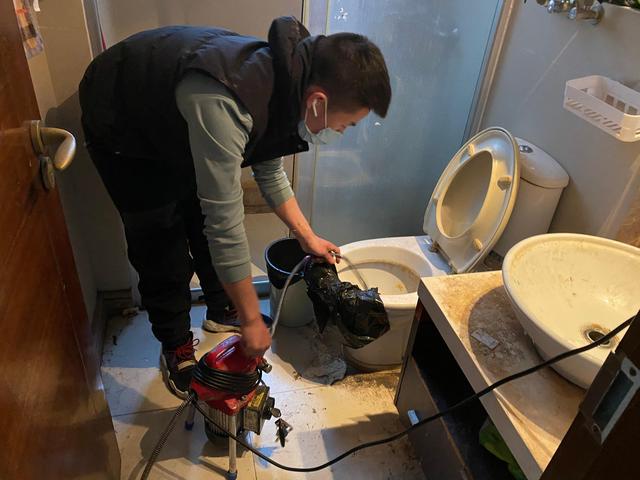 房山马桶疏通-疏通下水道